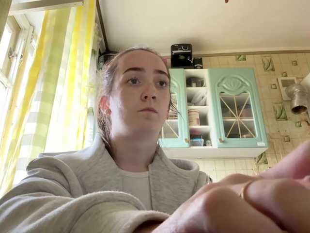 NetaMensi live cam on BongaCams