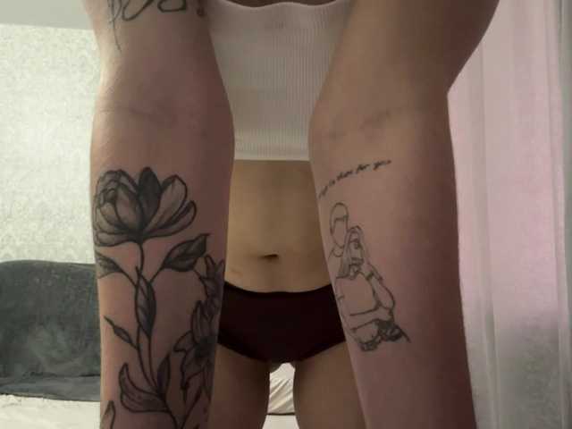 pearlmoonf live cam on BongaCams
