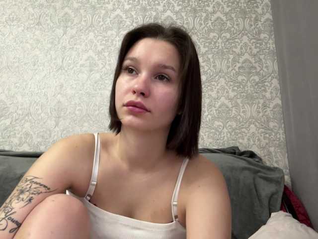 pearlmoonf live cam on BongaCams