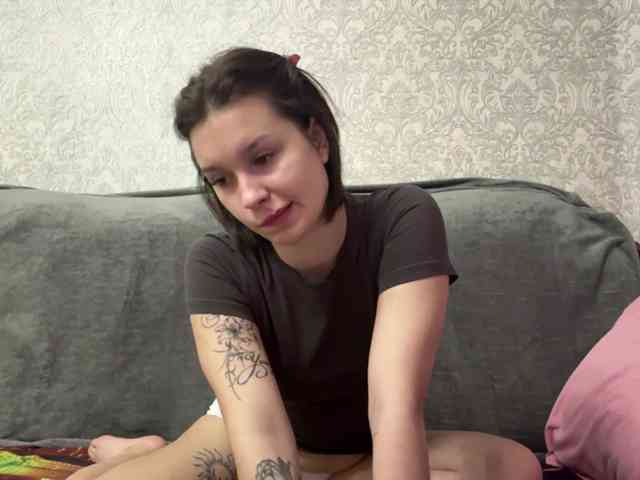 pearlmoonf webcam