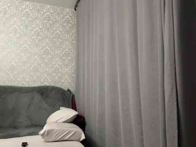 pearlmoonf webcam