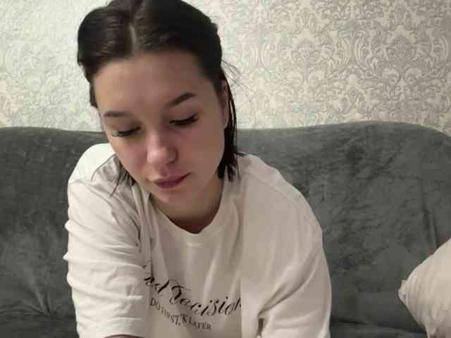 pearlmoonf webcam
