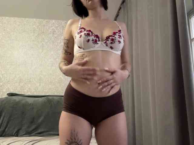 pearlmoonf webcam