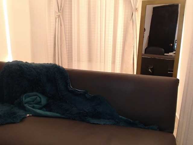 cellesteee-derlit live cam on BongaCams