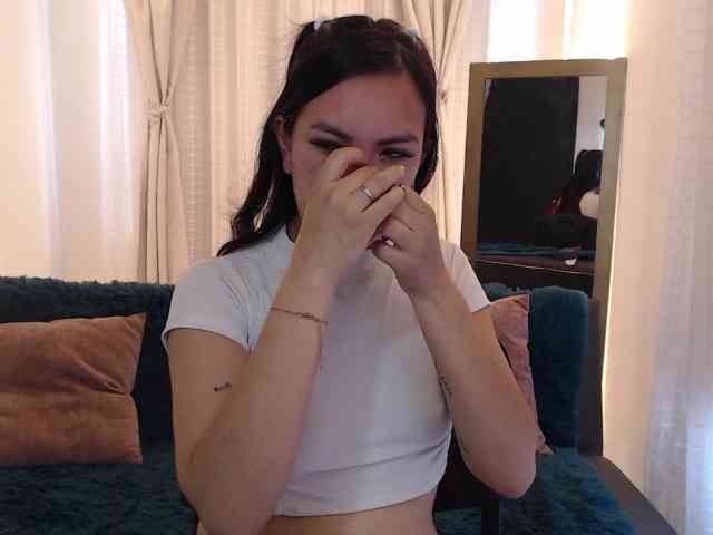 cellesteee-derlit webcam