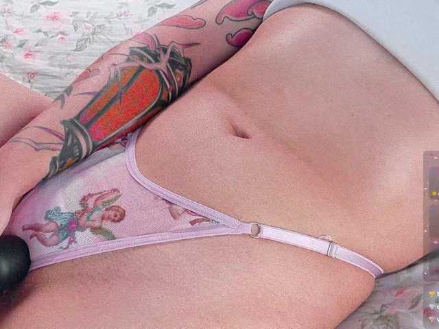 peach69love live cam on BongaCams