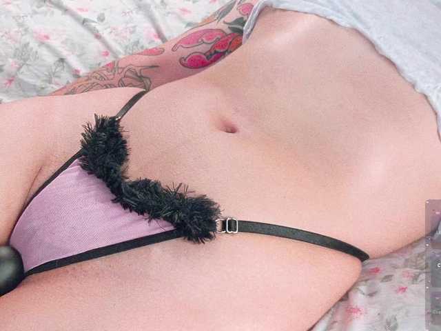 peach69love live cam on BongaCams