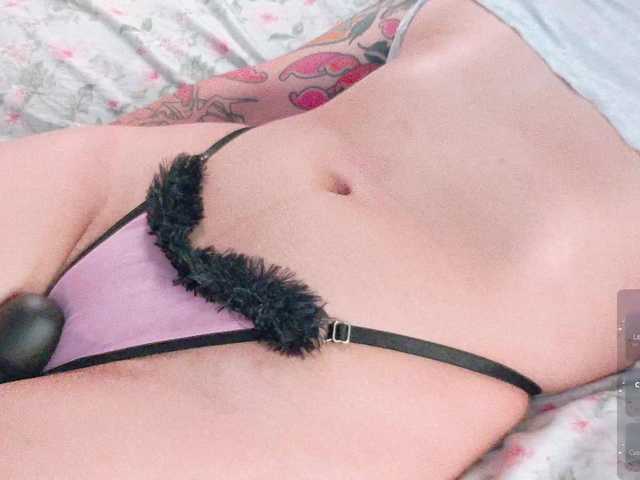 peach69love live cam on BongaCams