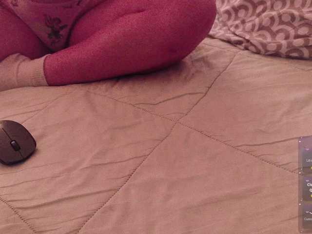 peach69love live cam on BongaCams