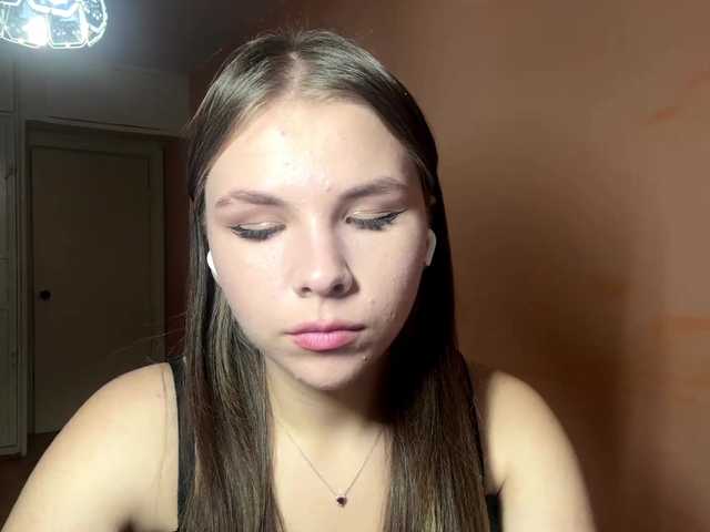 ShaundaBreau live cam on BongaCams
