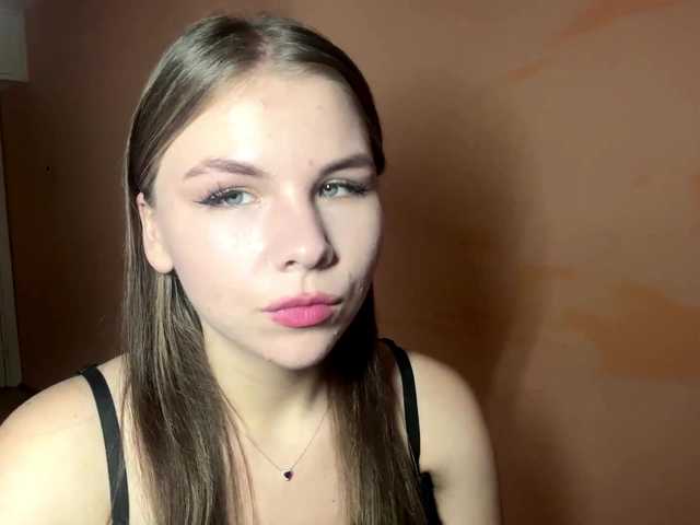 ShaundaBreau live cam on BongaCams