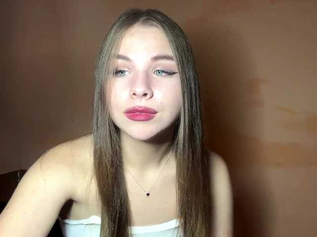 ShaundaBreau live cam on BongaCams