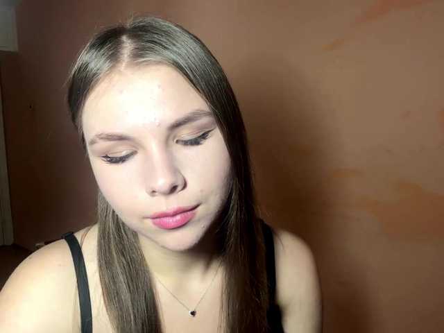 ShaundaBreau live cam on BongaCams