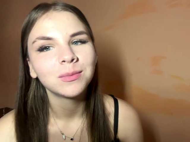 ShaundaBreau live cam on BongaCams
