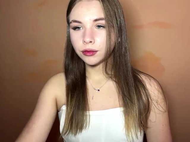 ShaundaBreau live cam on BongaCams