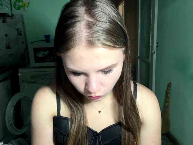 ShaundaBreau webcam