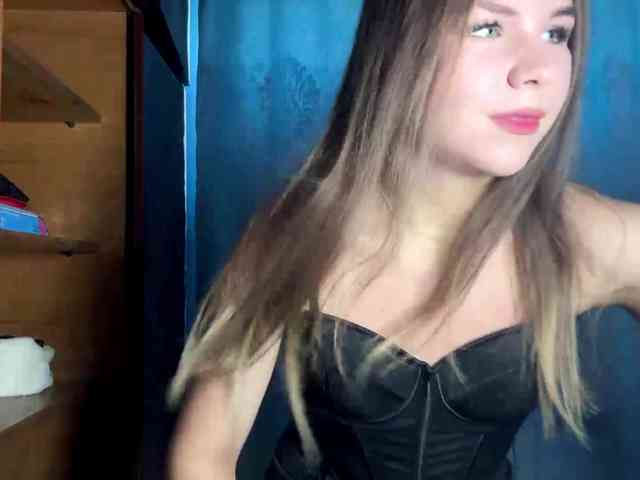 ShaundaBreau webcam