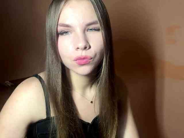 ShaundaBreau webcam