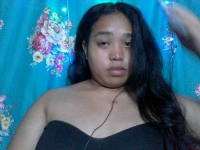 RiitahLoumens live cam on BongaCams