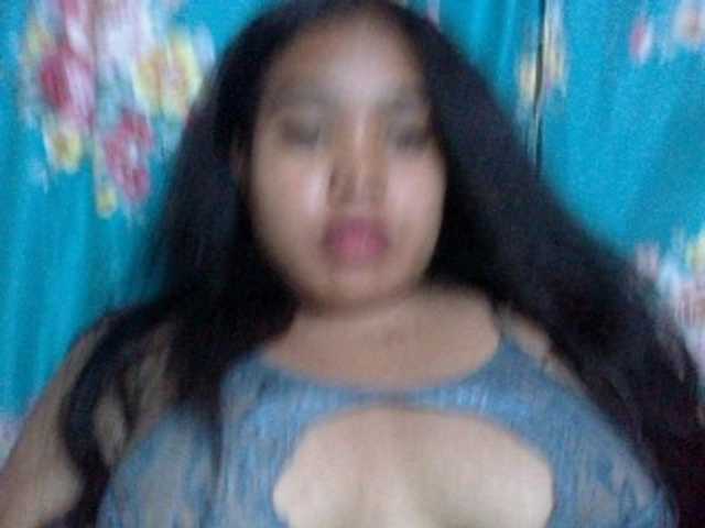 RiitahLoumens live cam preview