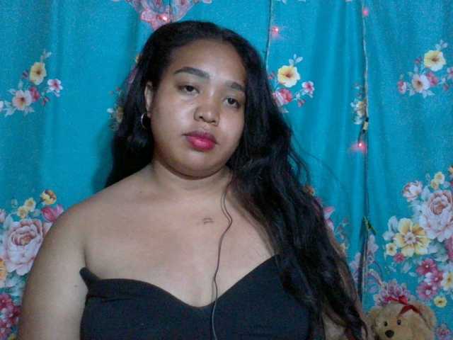 RiitahLoumens live cam on BongaCams