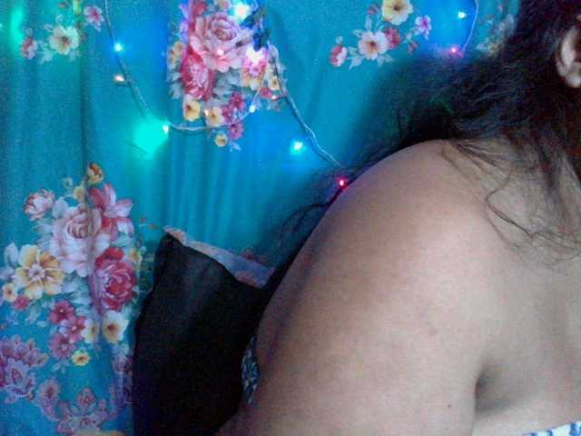 RiitahLoumens live cam on BongaCams