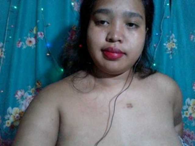 RiitahLoumens live cam on BongaCams