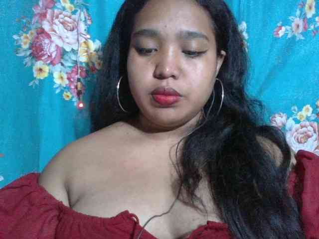 RiitahLoumens Live Webcam on BongaCams