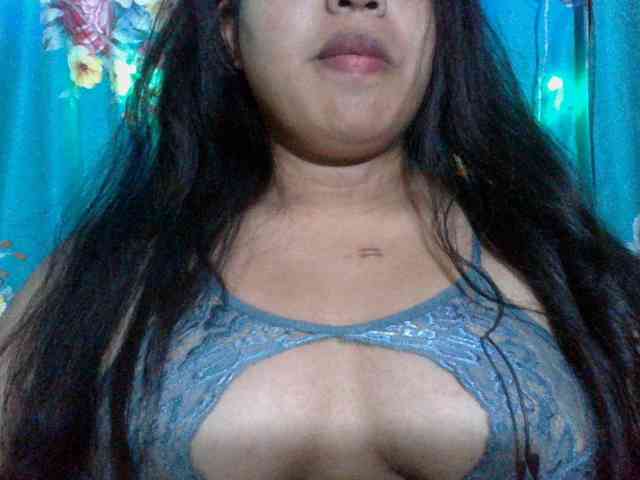 RiitahLoumens webcam