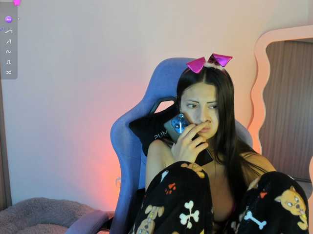 Baby-bunny live cam on BongaCams