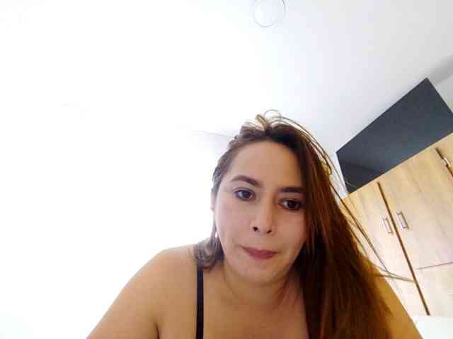 MiaCampbell webcam