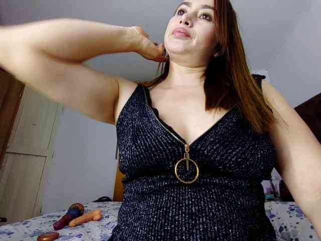 MiaCampbell MiaCampbell