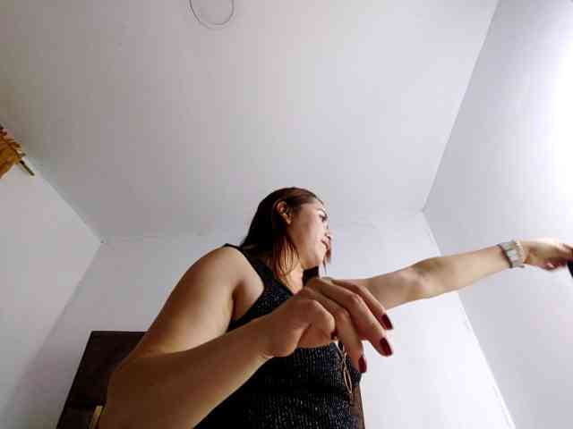 MiaCampbell webcam