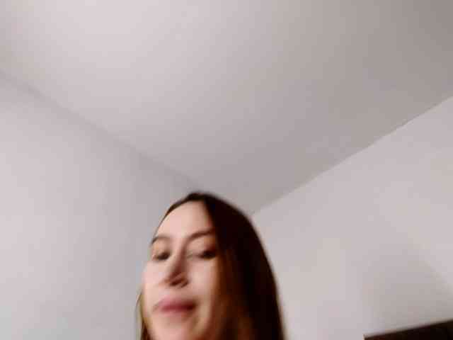 MiaCampbell webcam