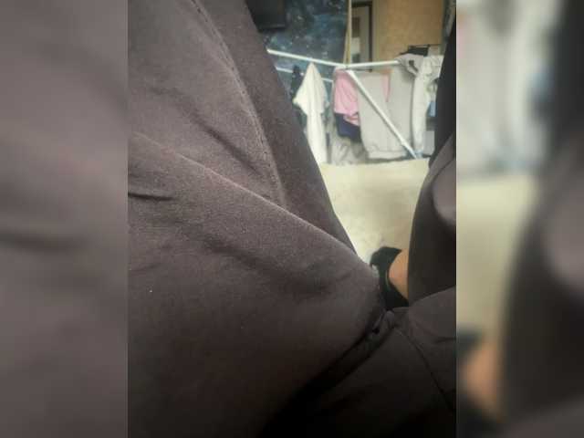 Evgeniy-28-1-1 live cam on BongaCams