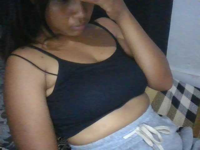 Mayahery live cam on BongaCams