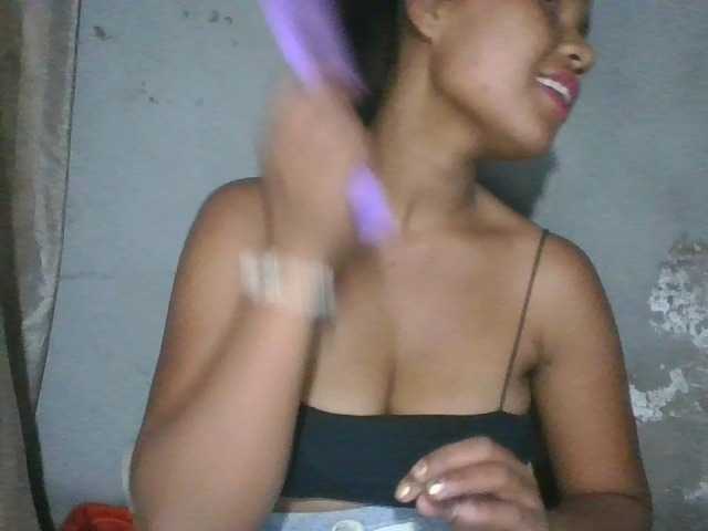 Mayahery live cam on BongaCams