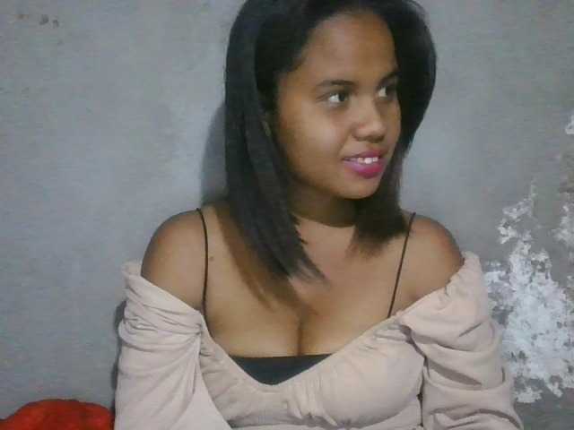 Mayahery live cam on BongaCams