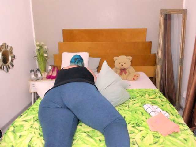 SweetBoobsM