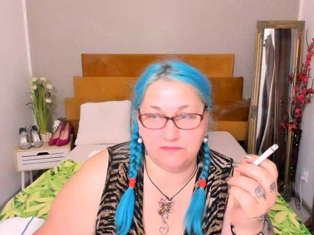 SweetBoobsM — live female cam