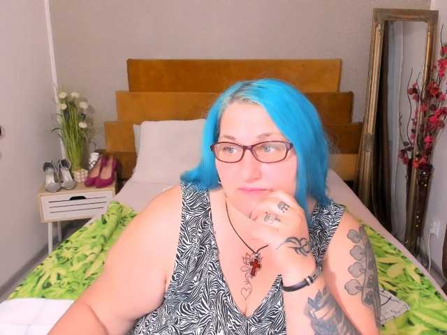 SweetBoobsM
