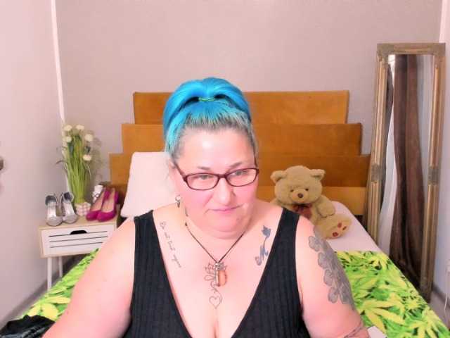 SweetBoobsM
