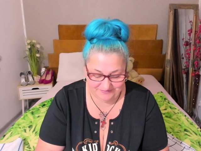 SweetBoobsM