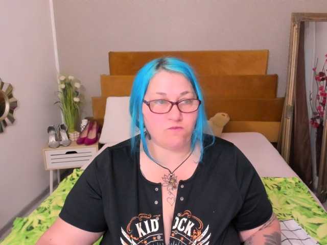 SweetBoobsM