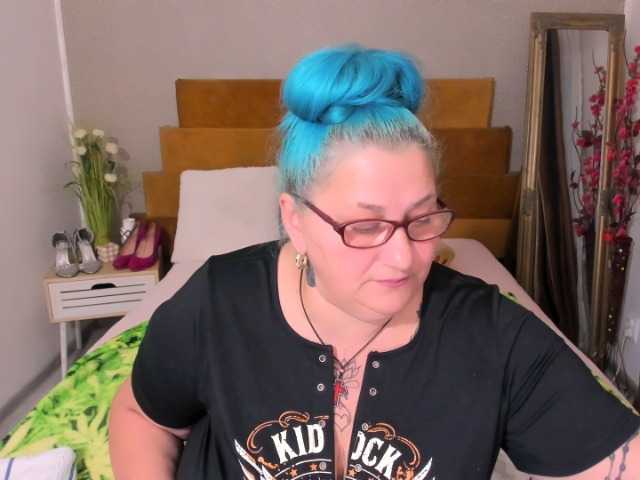 SweetBoobsM