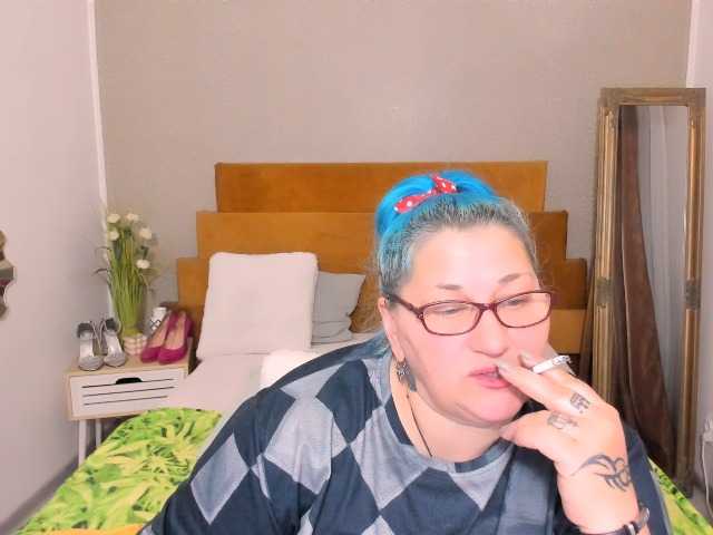 SweetBoobsM live cam preview
