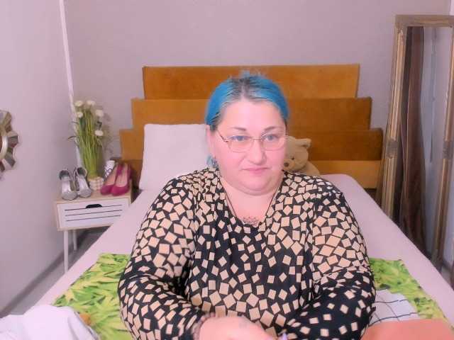 SweetBoobsM live cam on BongaCams