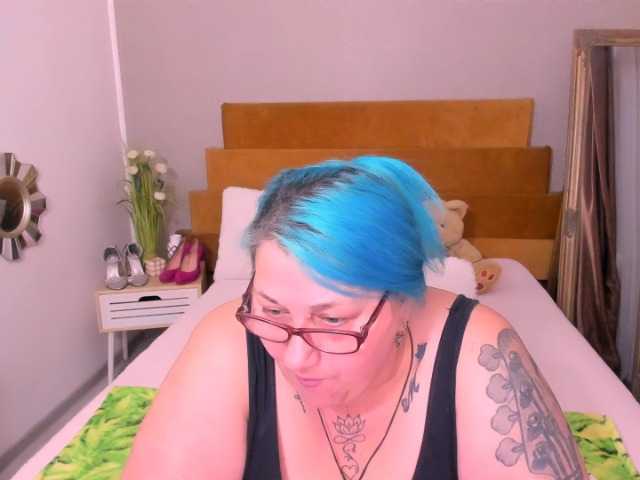SweetBoobsM