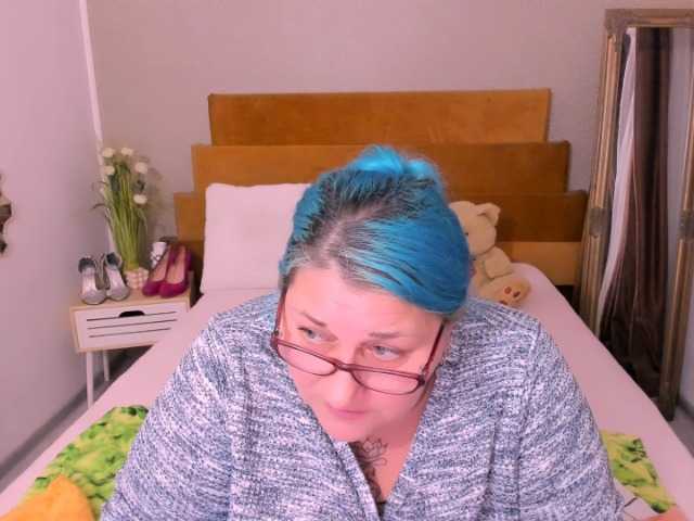 SweetBoobsM live cam on BongaCams