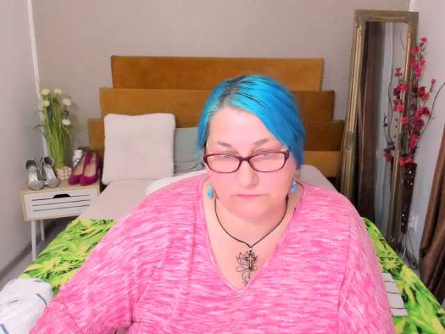 SweetBoobsM live cam on BongaCams